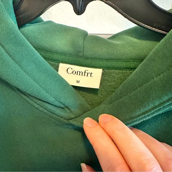 Comfrt Affirmation Hoodie size M - Picture 4 of 6